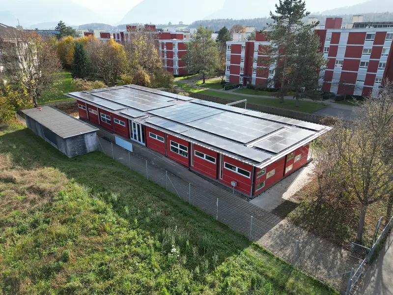 Luftaufnahme einer Photovoltaikanlage von Future Power