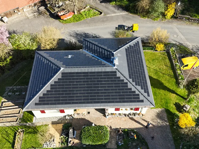 Luftaufnahme der Photovoltaikanlage in Dürrenäsch mit 18,47 kWp Leistung